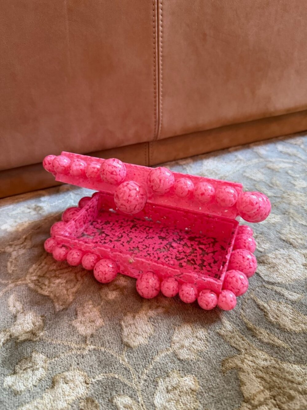 CULT GAIA Eos beaded marbled acrylic clutch - Picture 3 of 8